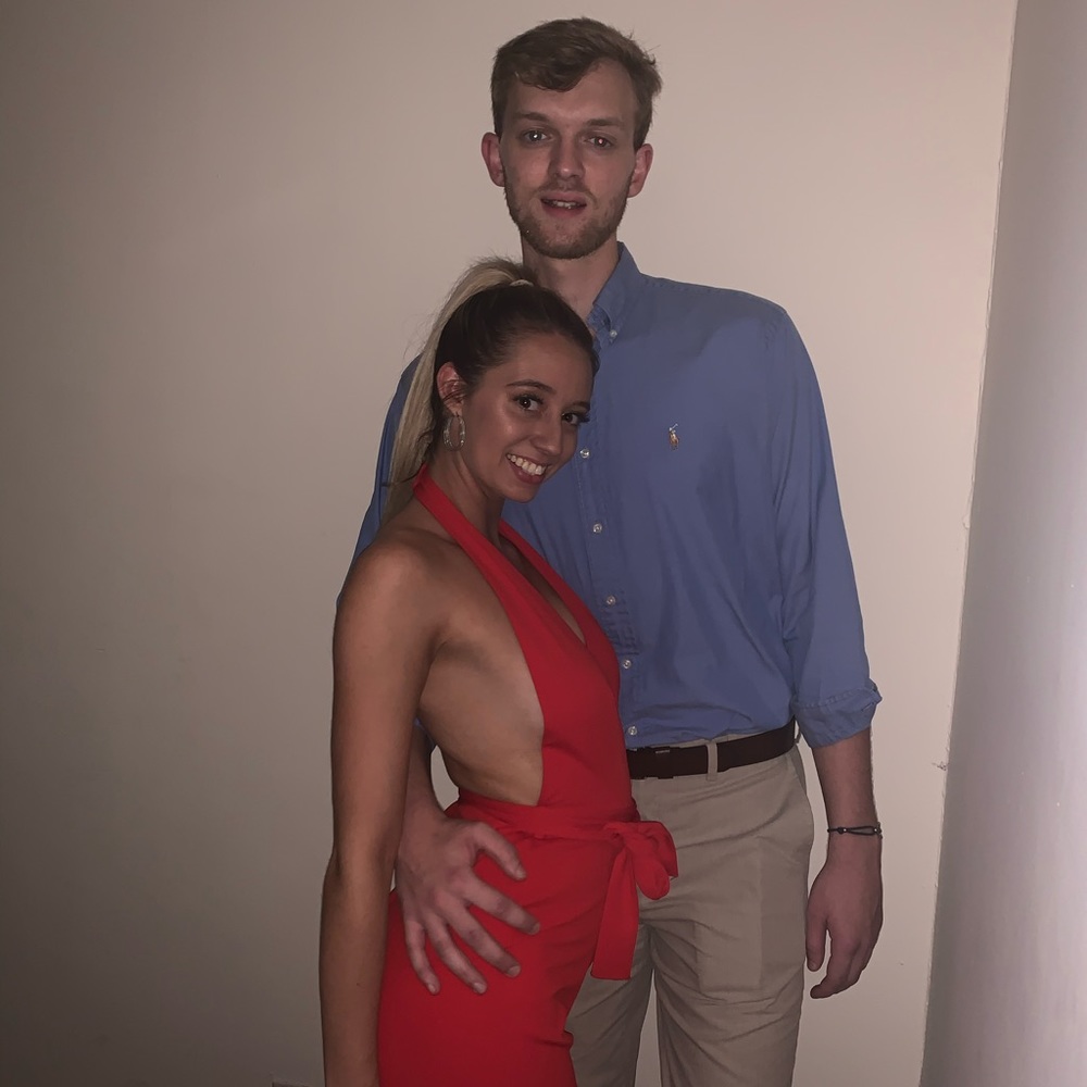 Meet your Posher, Hailey